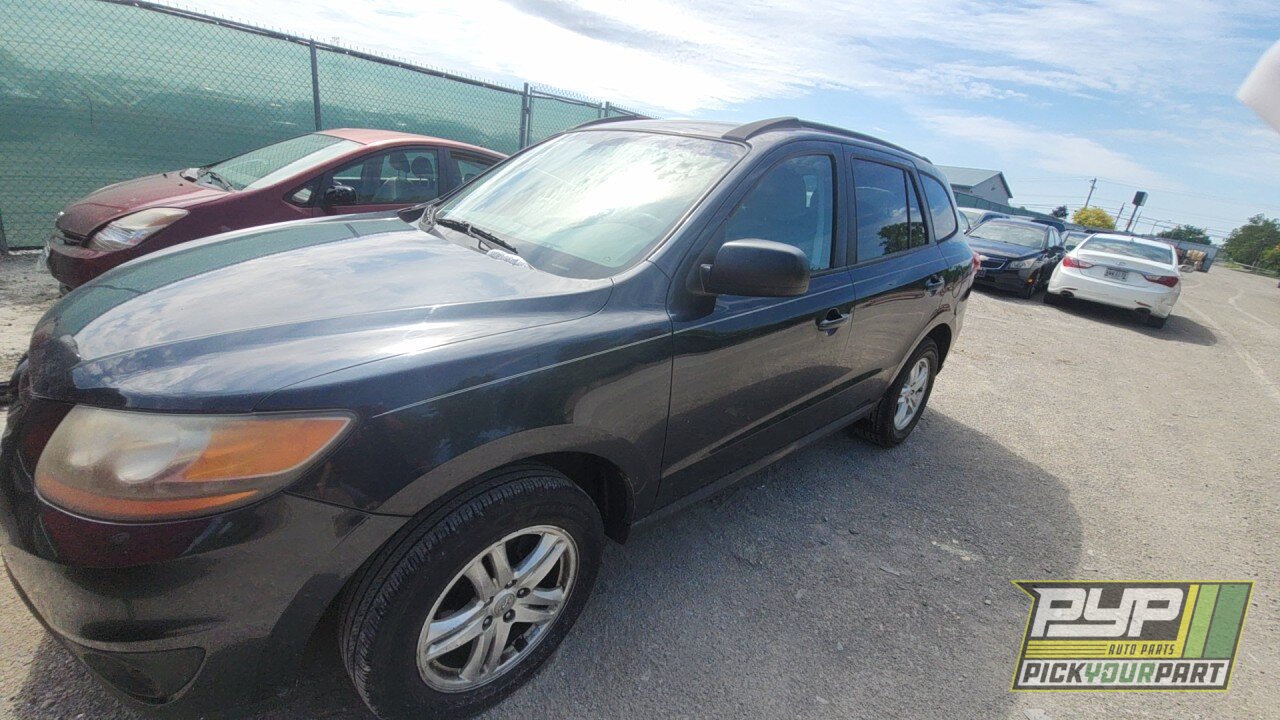 Photo of 2011 Hyundai Santa Fe