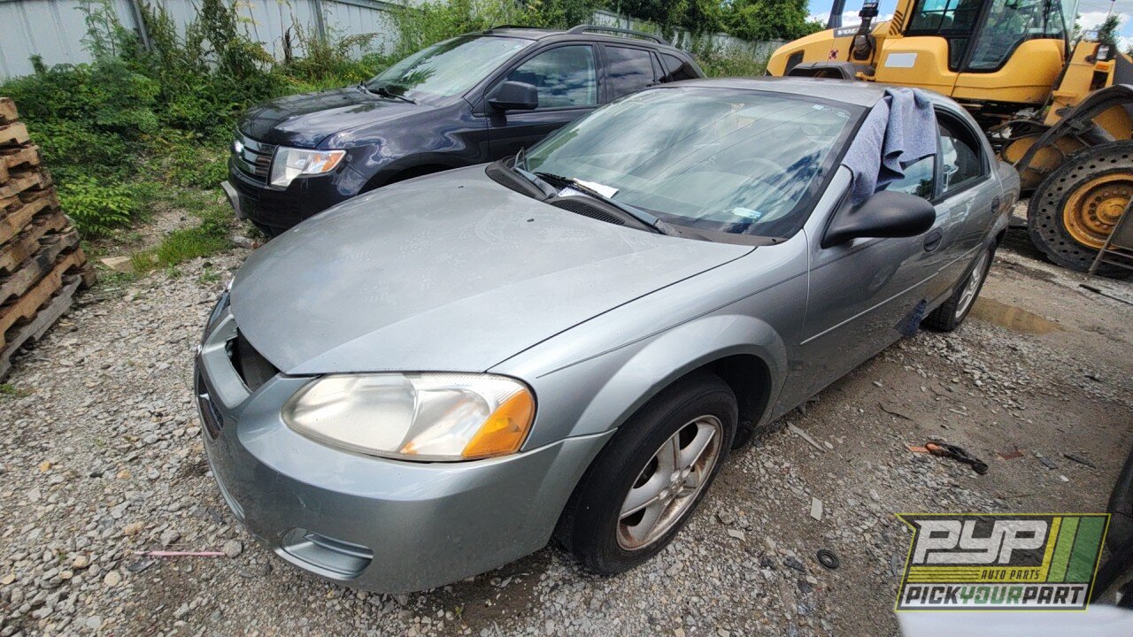 Photo of 2004 Dodge Stratus