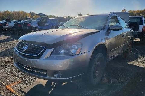 Photo of 2005 Nissan Altima