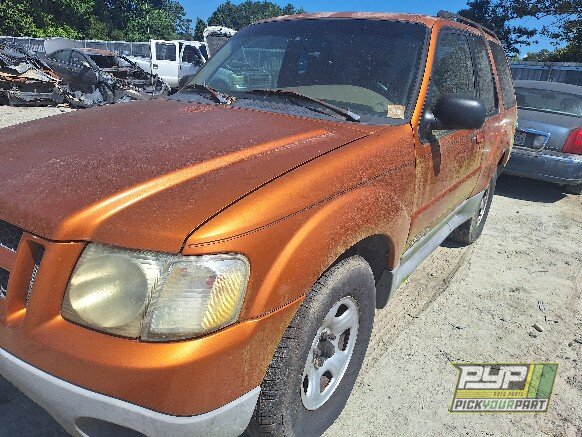 Photo of 2004 Ford Explorer