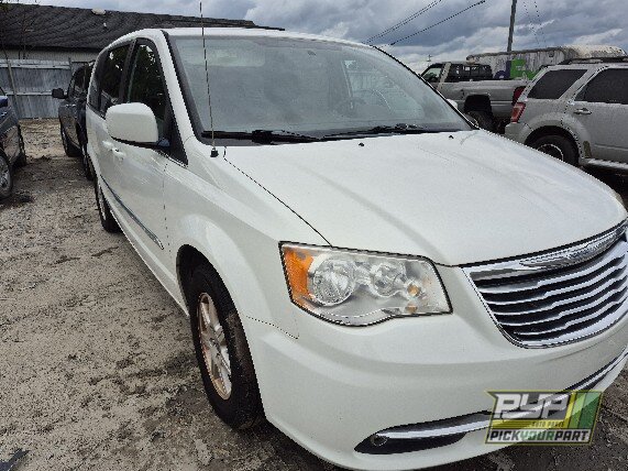 Photo of 2012 Chrysler Town & Country