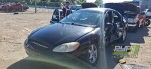 Photo of 2001 Ford Taurus