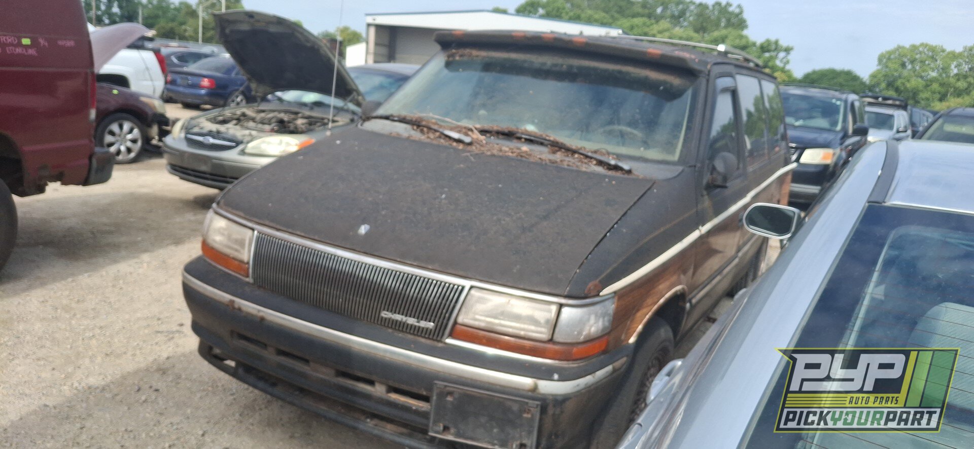 Photo of 1991 Chrysler Town & Country