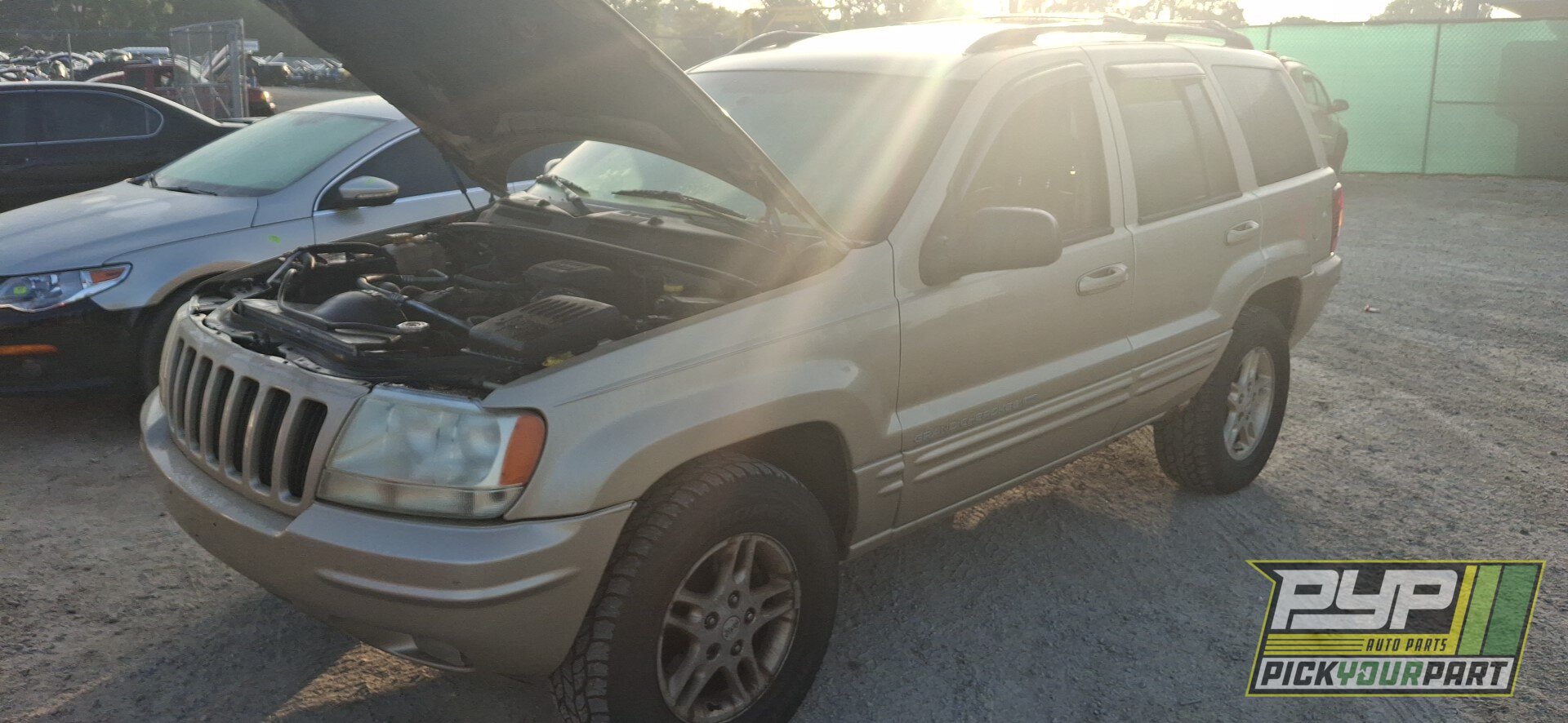 Photo of 1999 Jeep Grand Cherokee