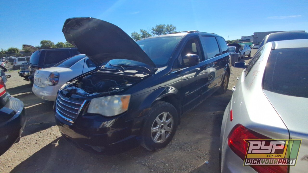 Photo of 2008 Chrysler Town & Country