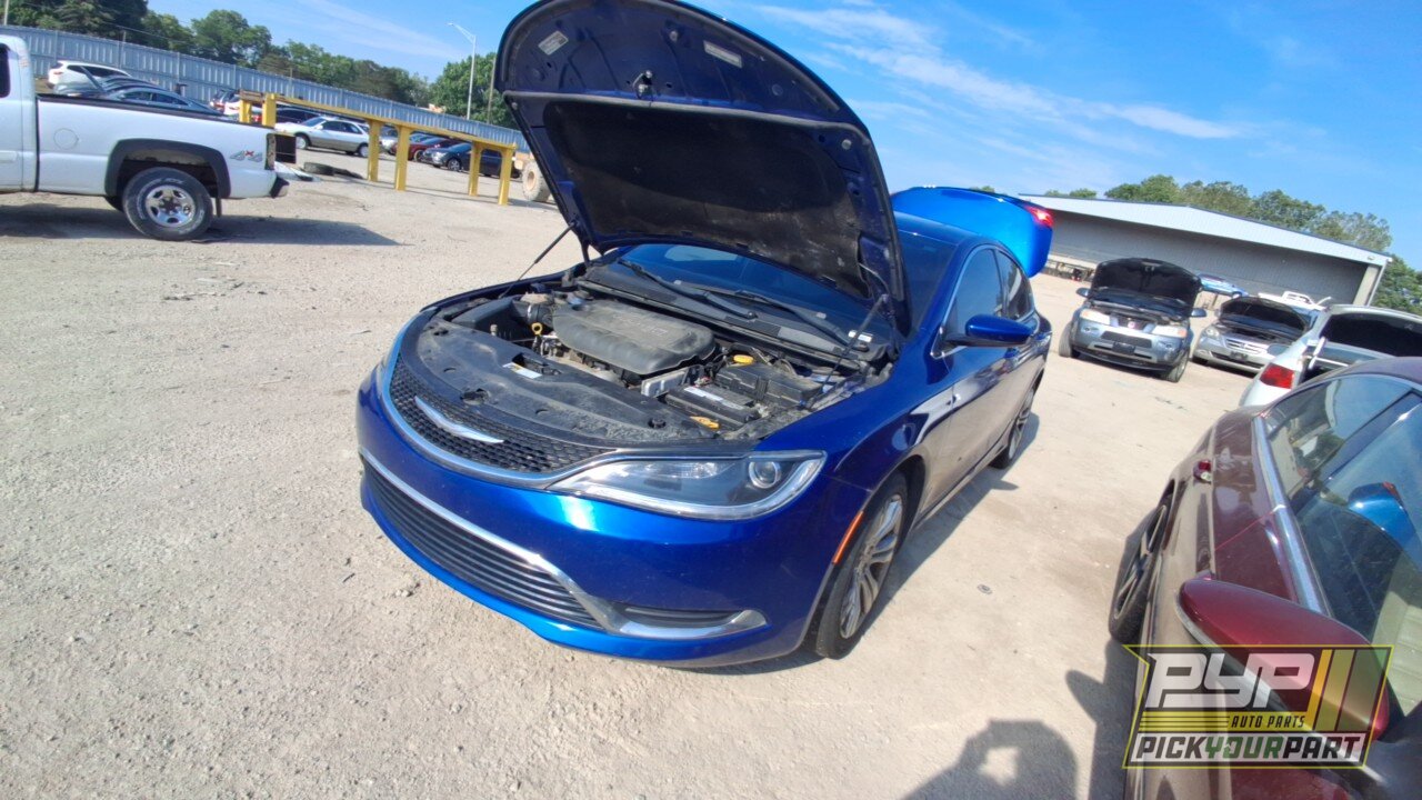 Photo of 2015 Chrysler 200