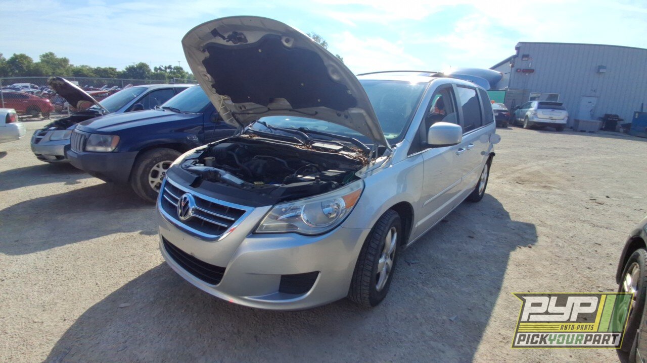 Photo of 2009 Volkswagen Routan