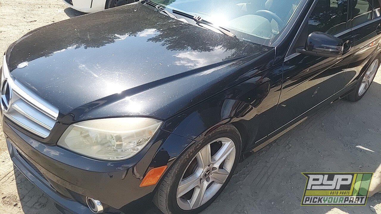 Photo of 2010 Mercedes-Benz C300