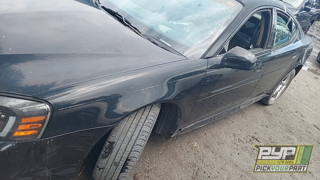 Photo of 2004 Pontiac Grand Prix