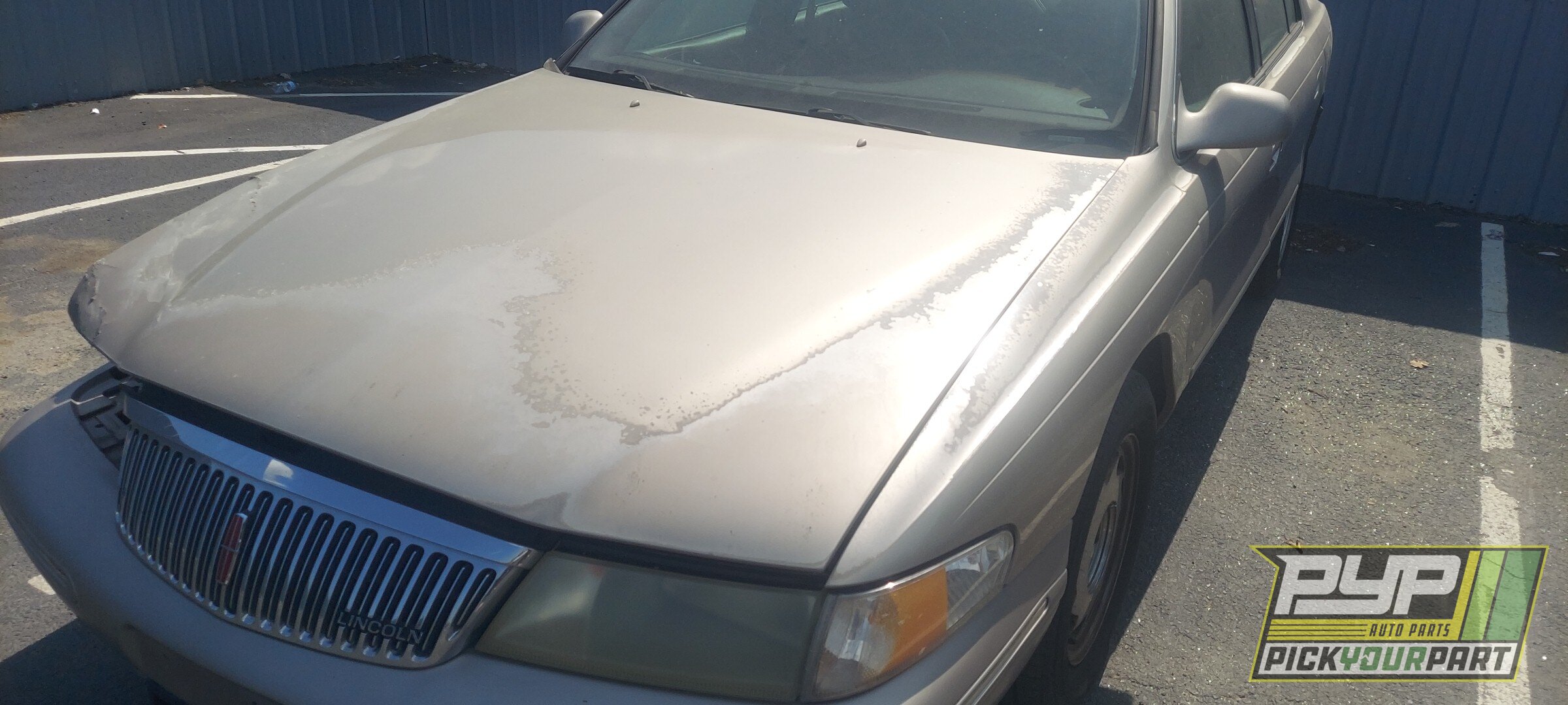 Photo of 1995 Lincoln Continental