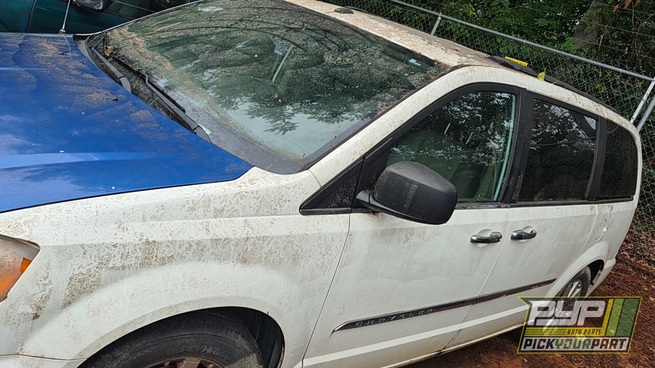 Photo of 2011 Chrysler Town & Country