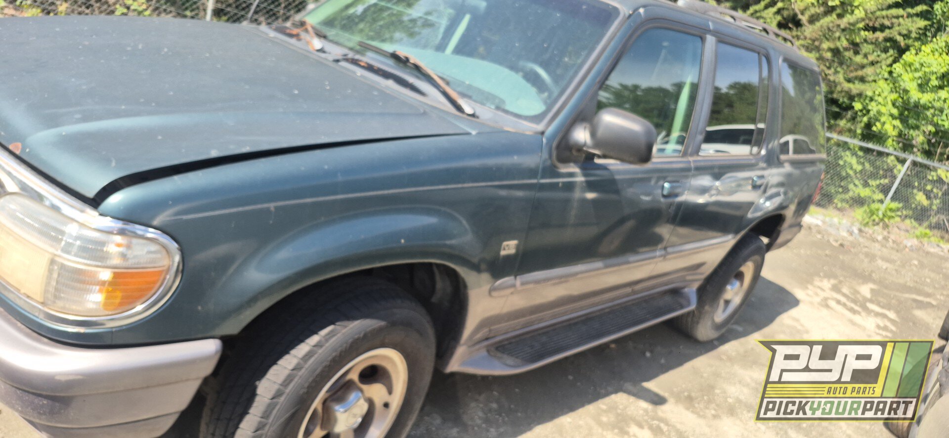 Photo of 1997 Mercury Mountaineer