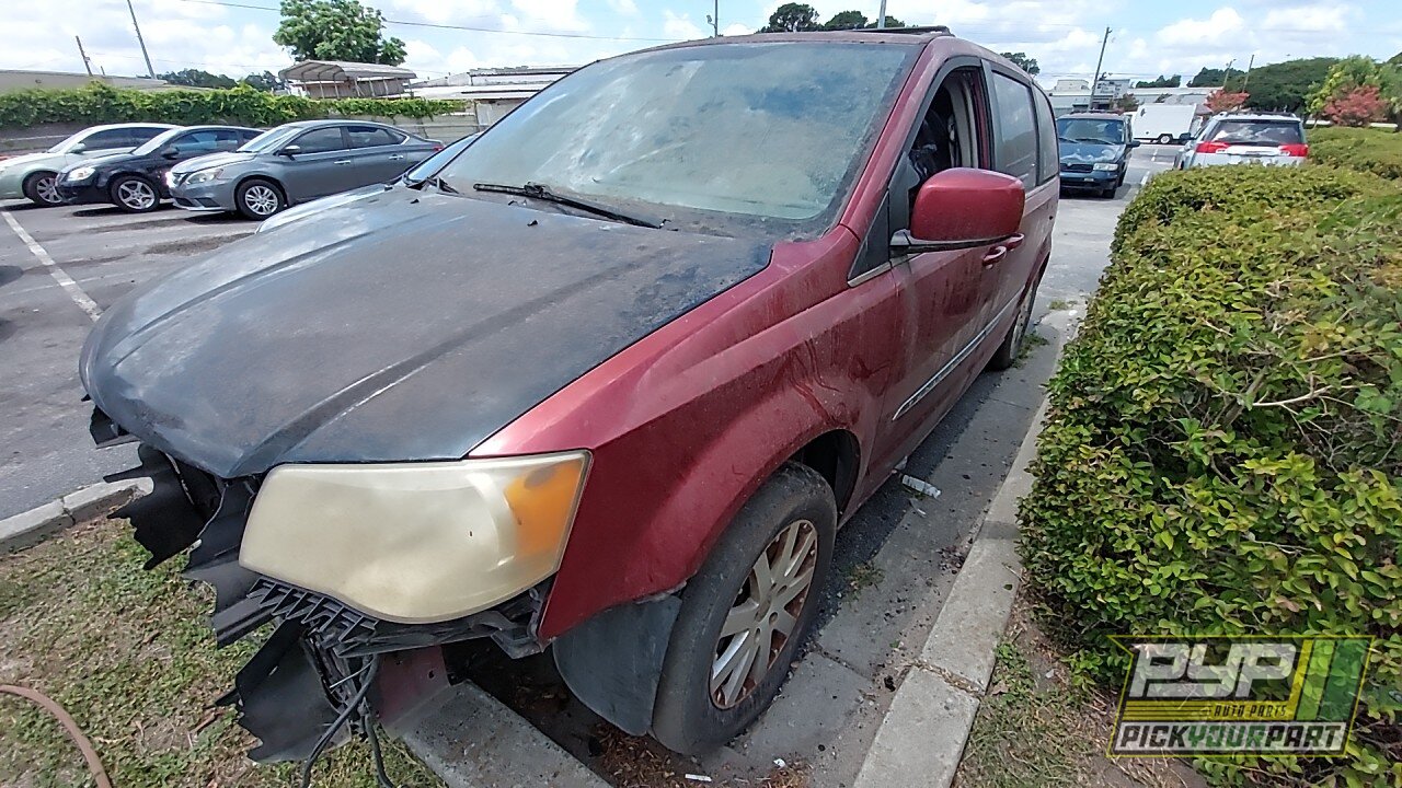 Photo of 2012 Chrysler Town & Country