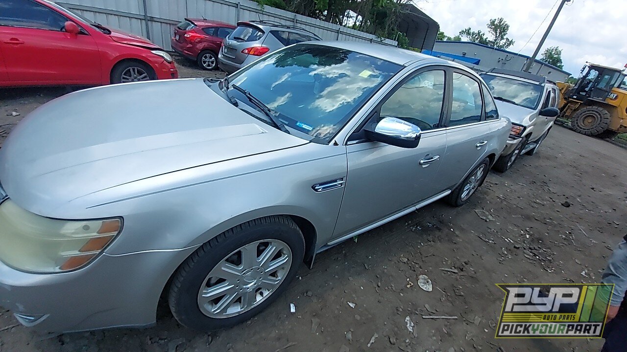 Photo of 2008 Ford Taurus