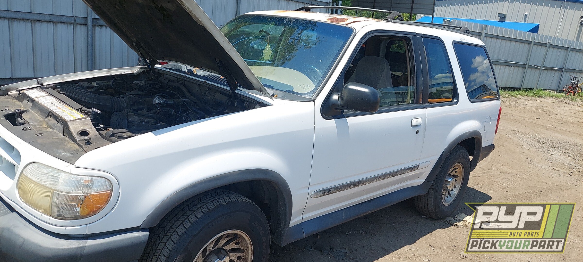 Photo of 1999 Ford Explorer