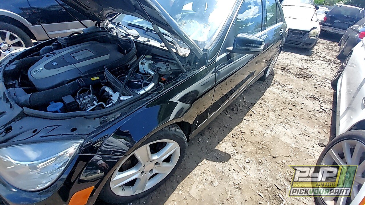 Photo of 2010 Mercedes-Benz C300