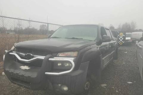 Photo of 2004 Chevrolet Avalanche
