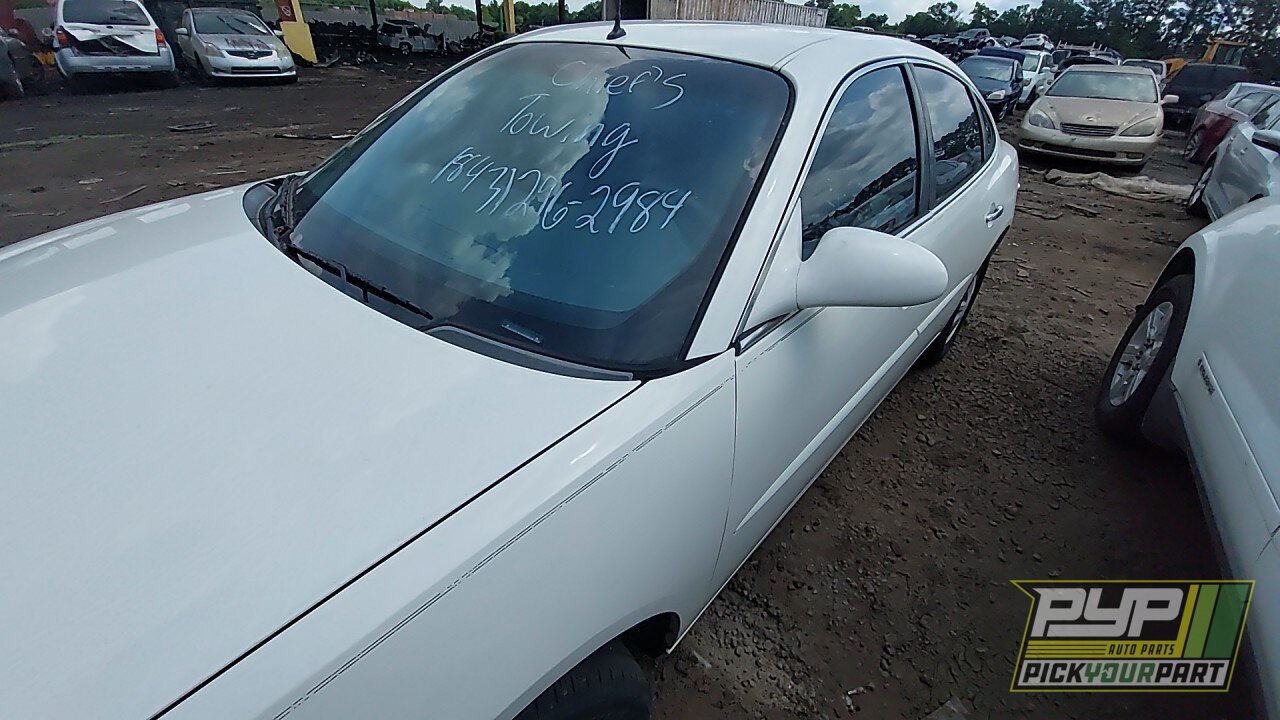 Photo of 2005 Buick Lacrosse