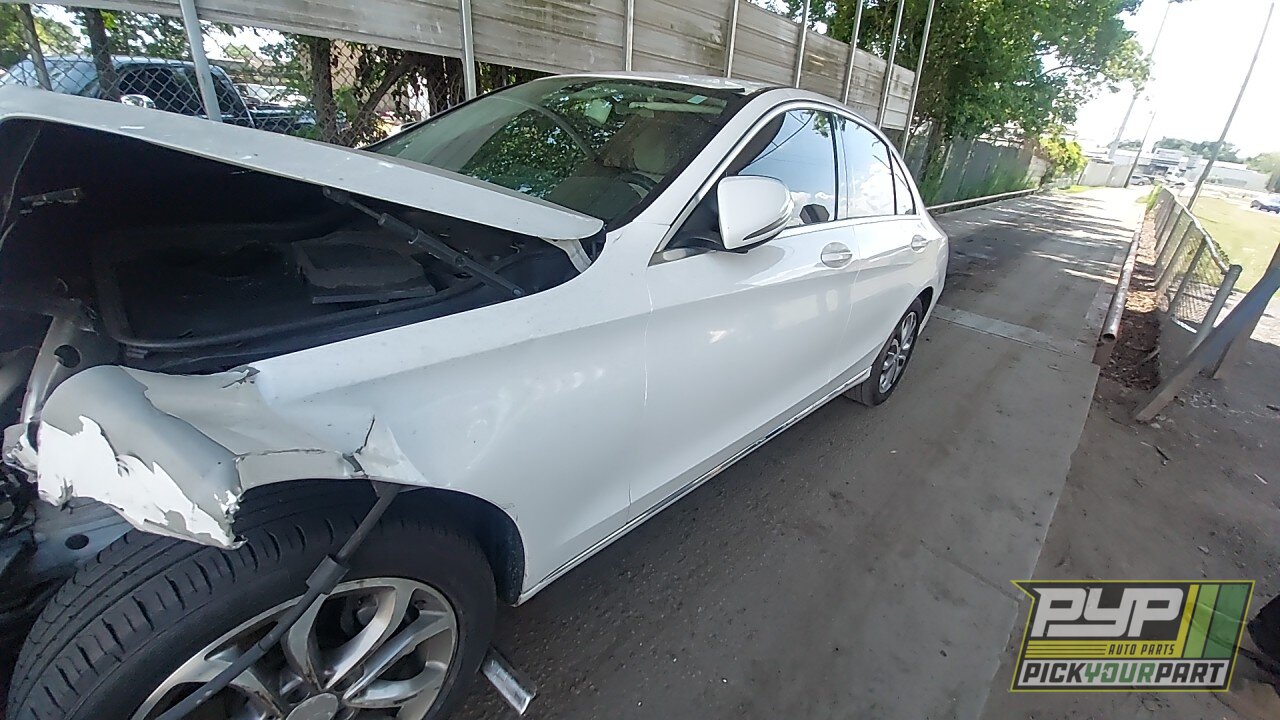 Photo of 2015 Mercedes-Benz C300