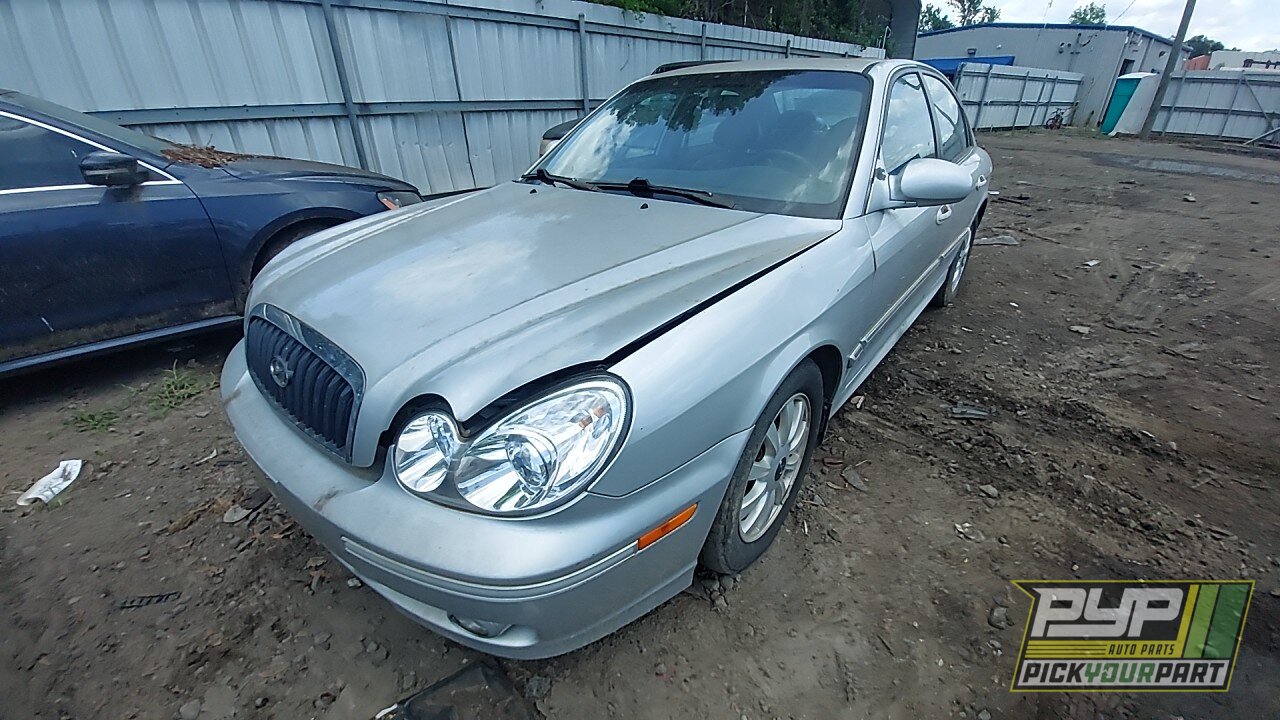 Photo of 2005 Hyundai Sonata