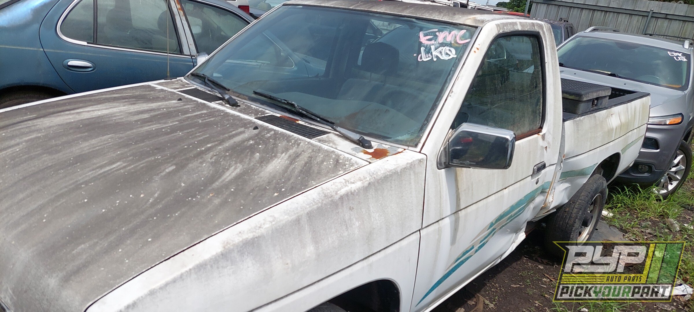 Photo of 1995 Nissan Pickup