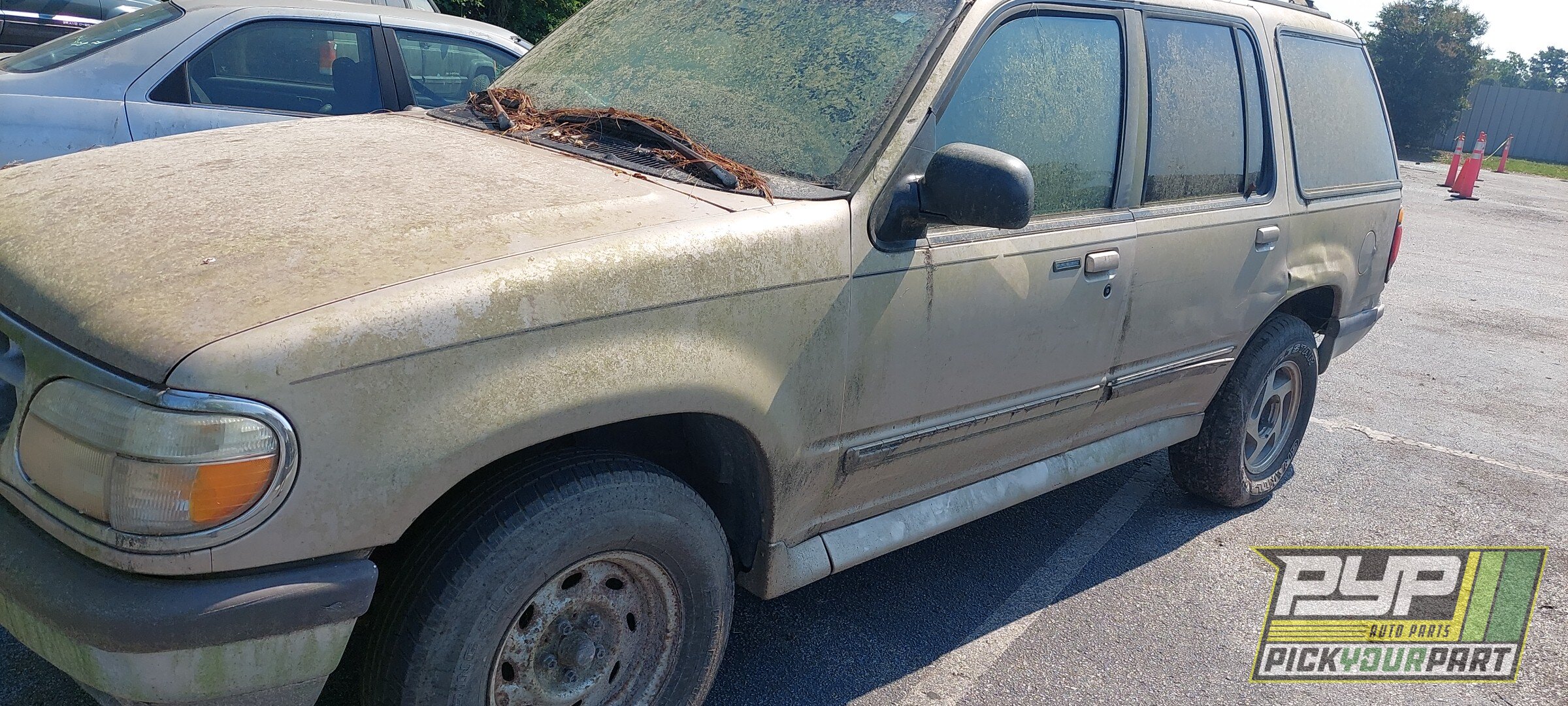 Photo of 1997 Ford Explorer