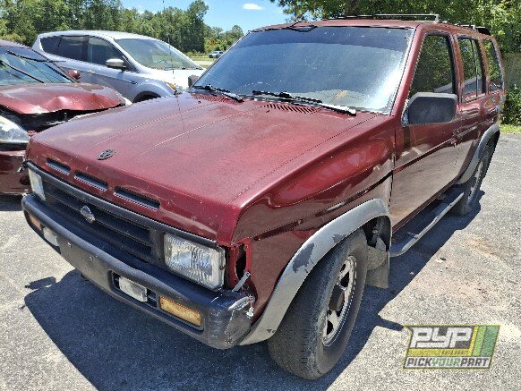 Photo of 1995 Nissan Pathfinder