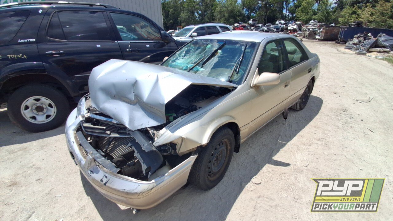 Photo of 2000 Toyota Camry
