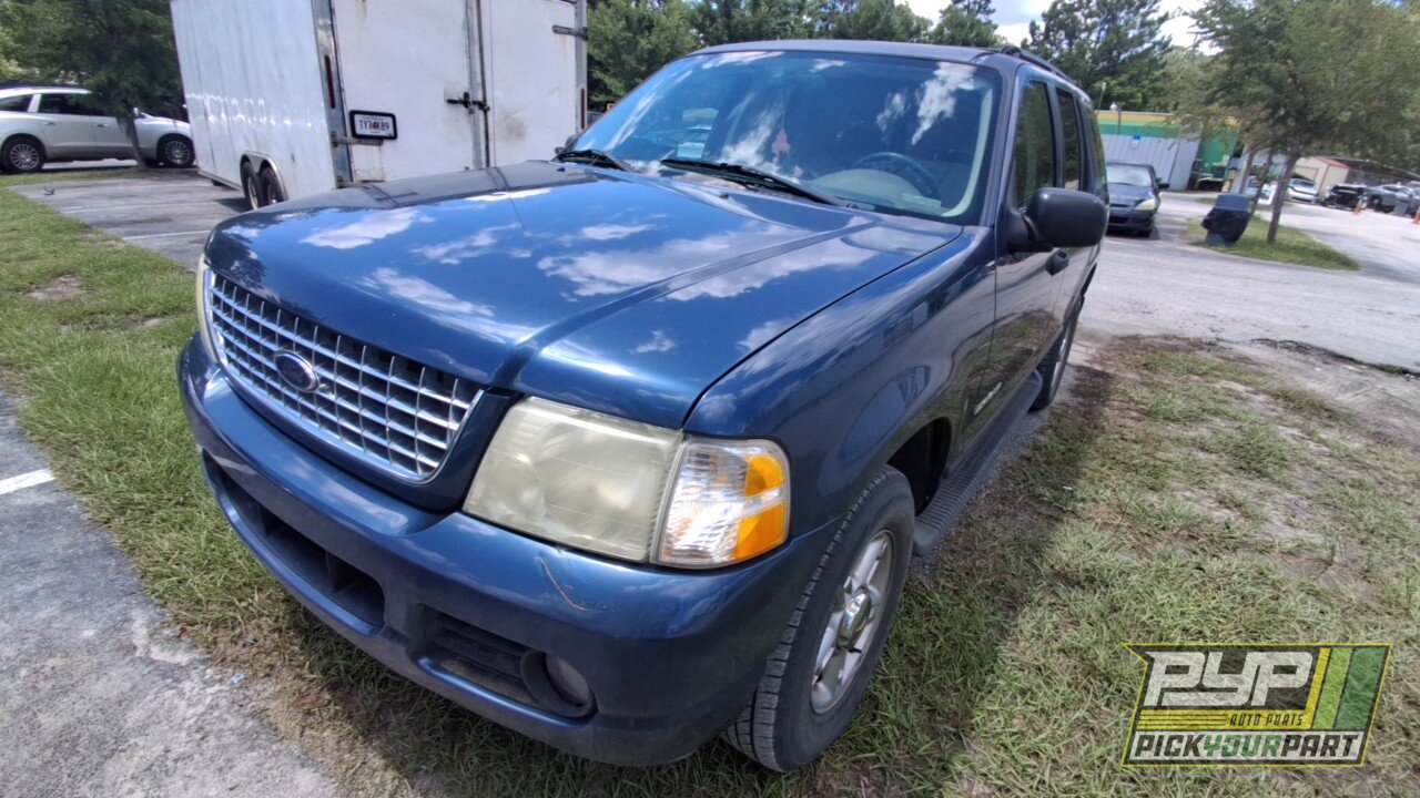 Photo of 2004 Ford Explorer