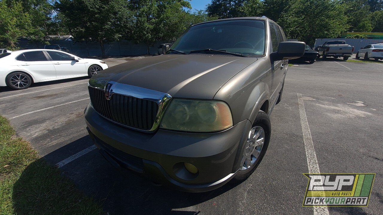 Photo of 2004 Lincoln Navigator