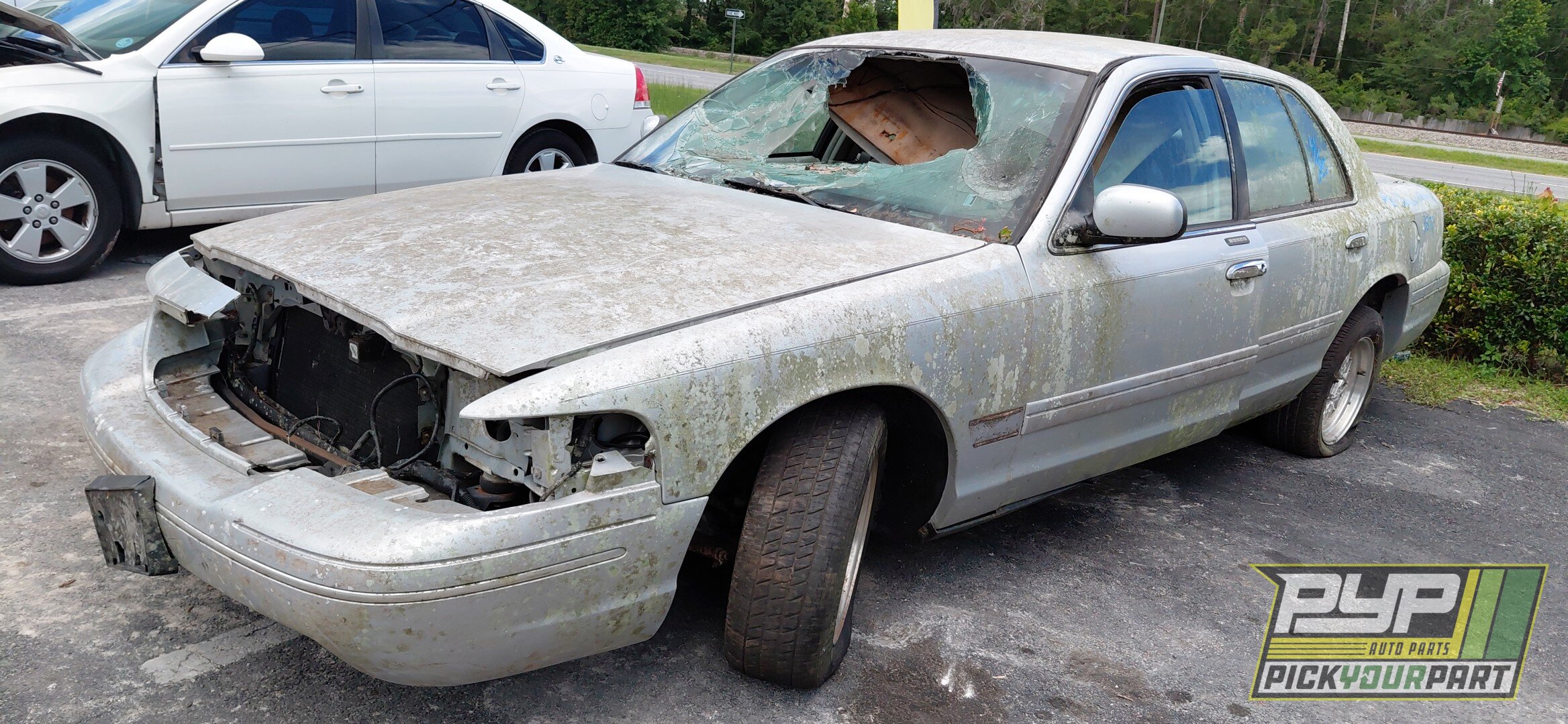 Photo of 1998 Ford Crown Victoria
