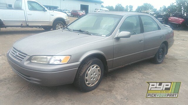 Photo of 1999 Toyota Camry