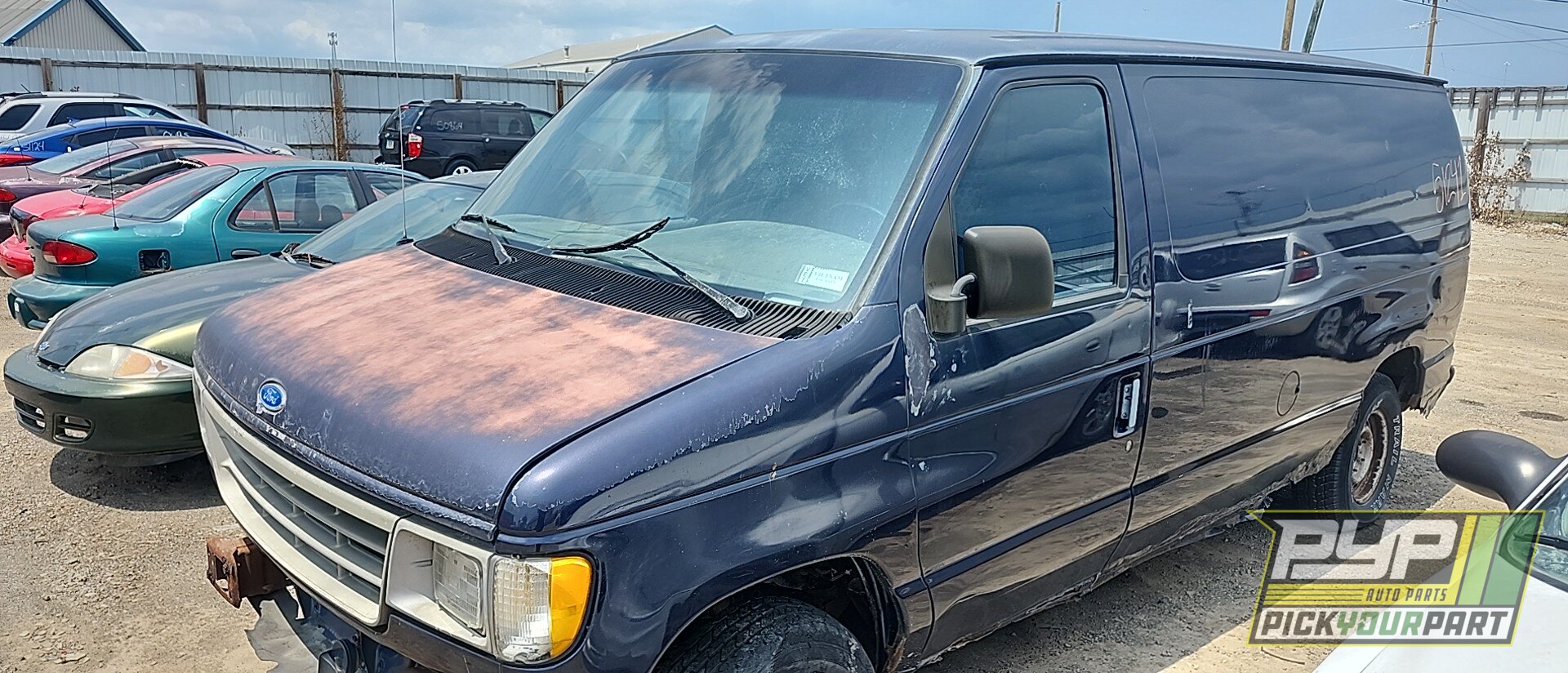 Photo of 1995 Ford E-150 Econoline
