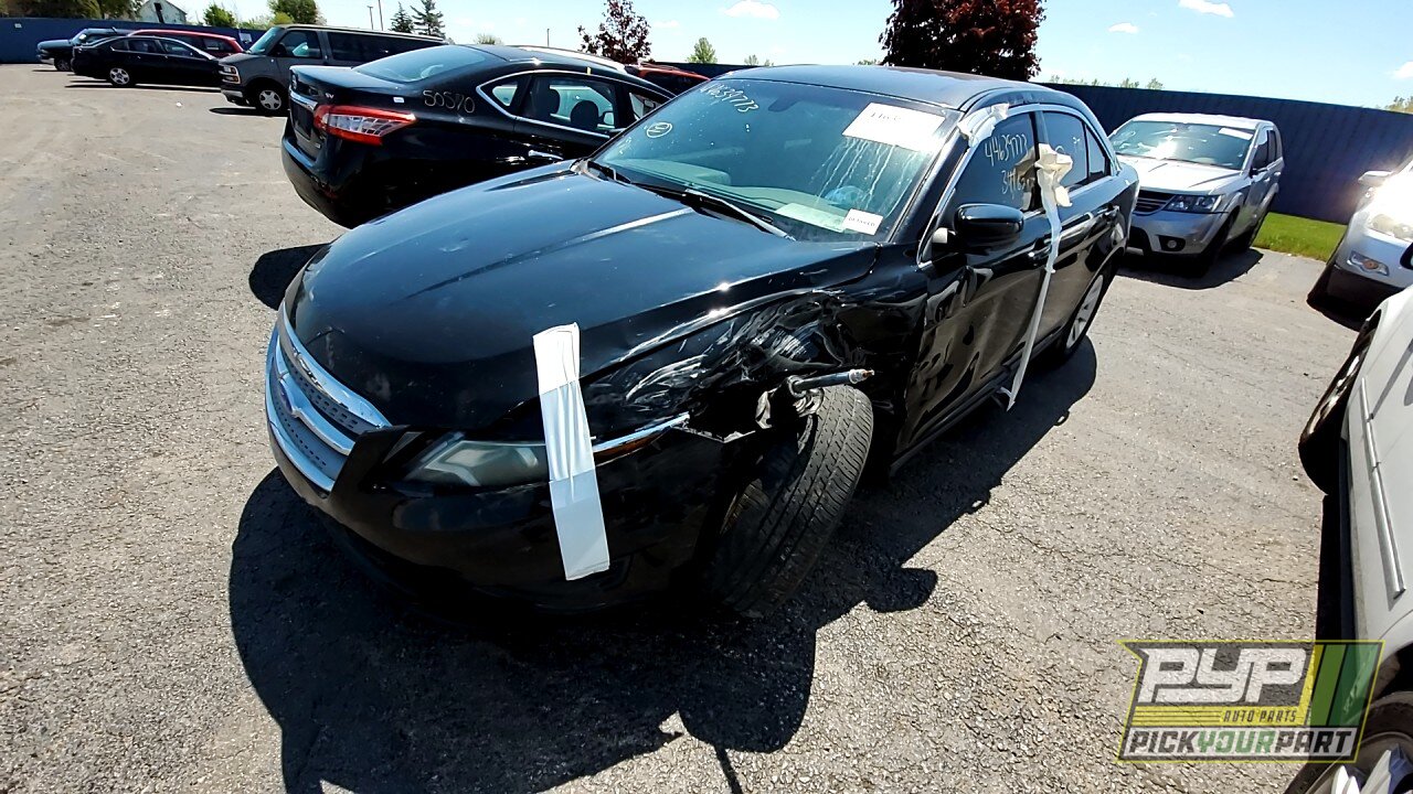 Photo of 2012 Ford Taurus