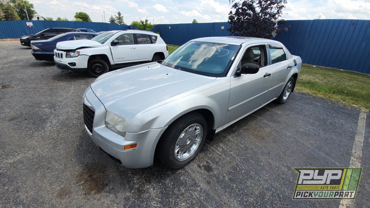 Photo of 2005 Chrysler 300