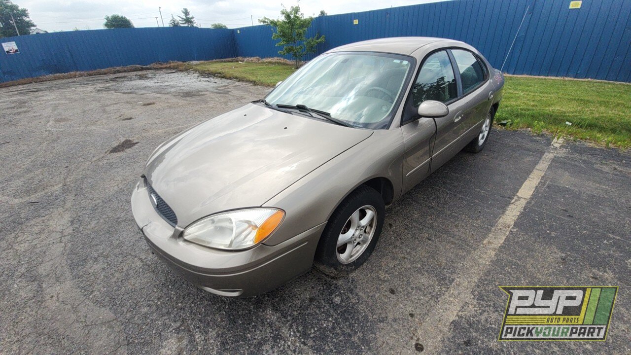 Photo of 2004 Ford Taurus