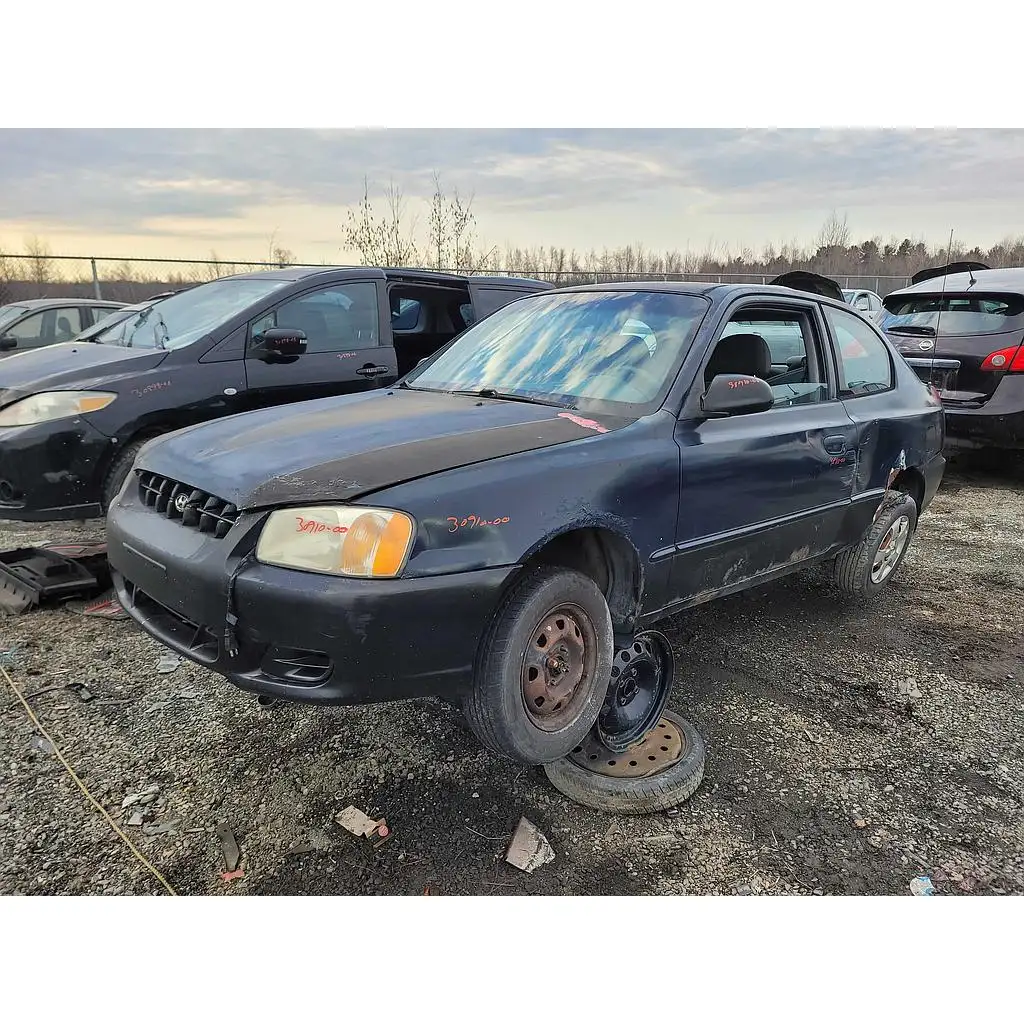 Photo of 2000 Hyundai Accent