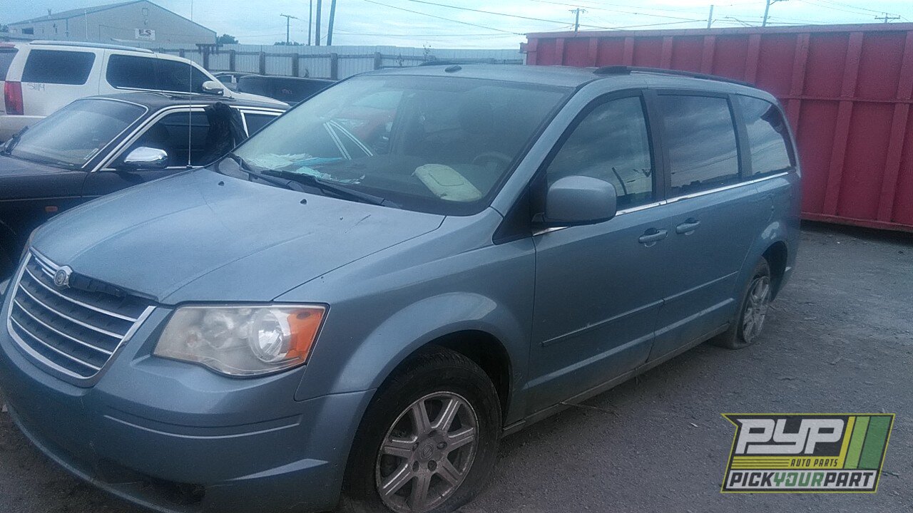 Photo of 2008 Chrysler Town & Country