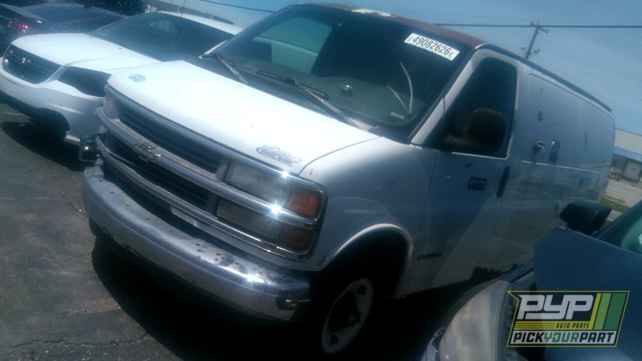 Photo of 2002 Chevrolet Express 3500