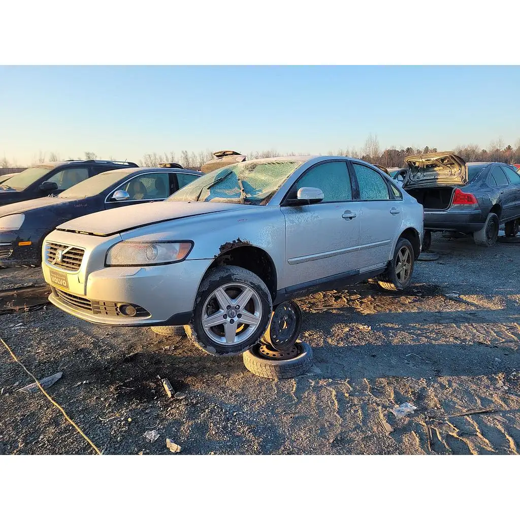 Photo of 2010 Volvo S40