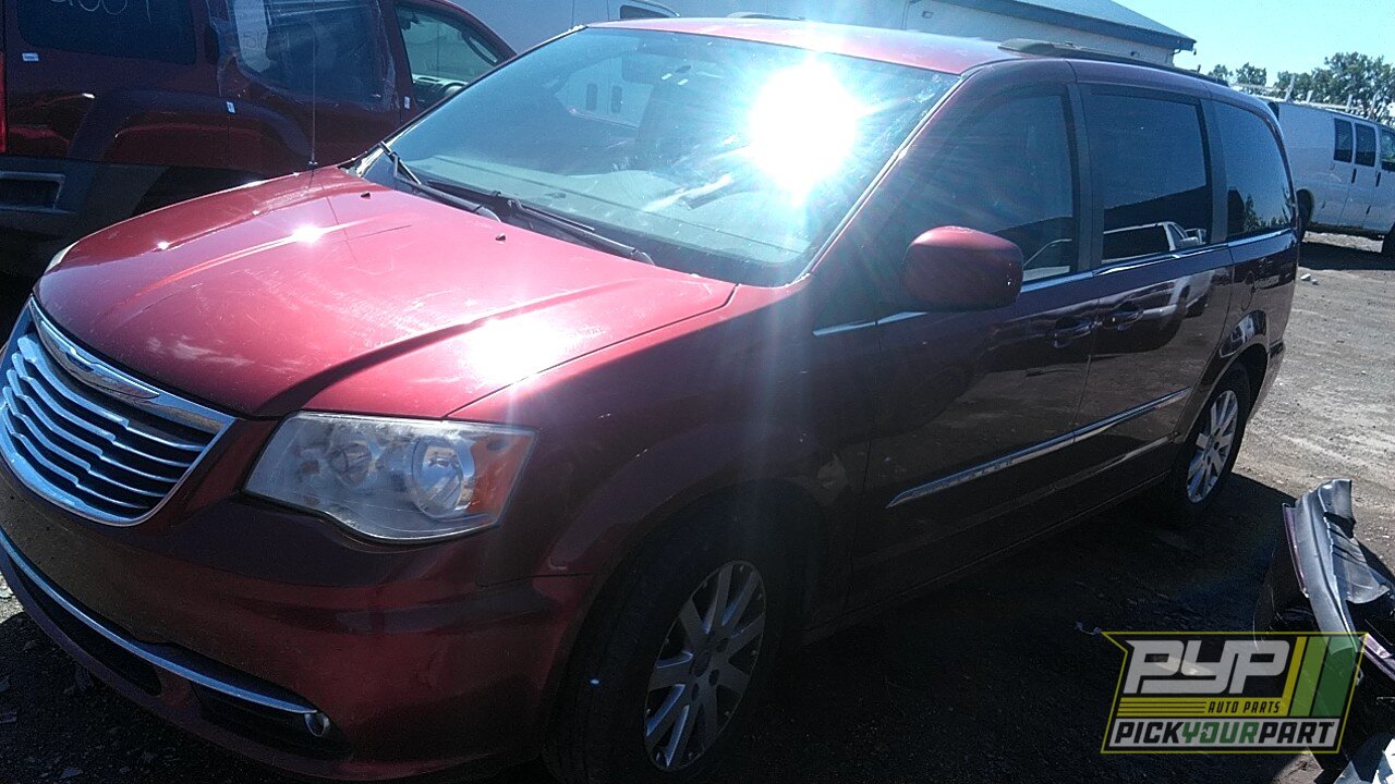 Photo of 2014 Chrysler Town & Country