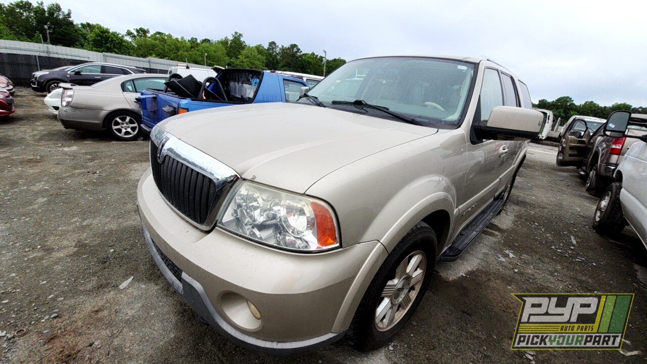 Photo of 2004 Lincoln Navigator