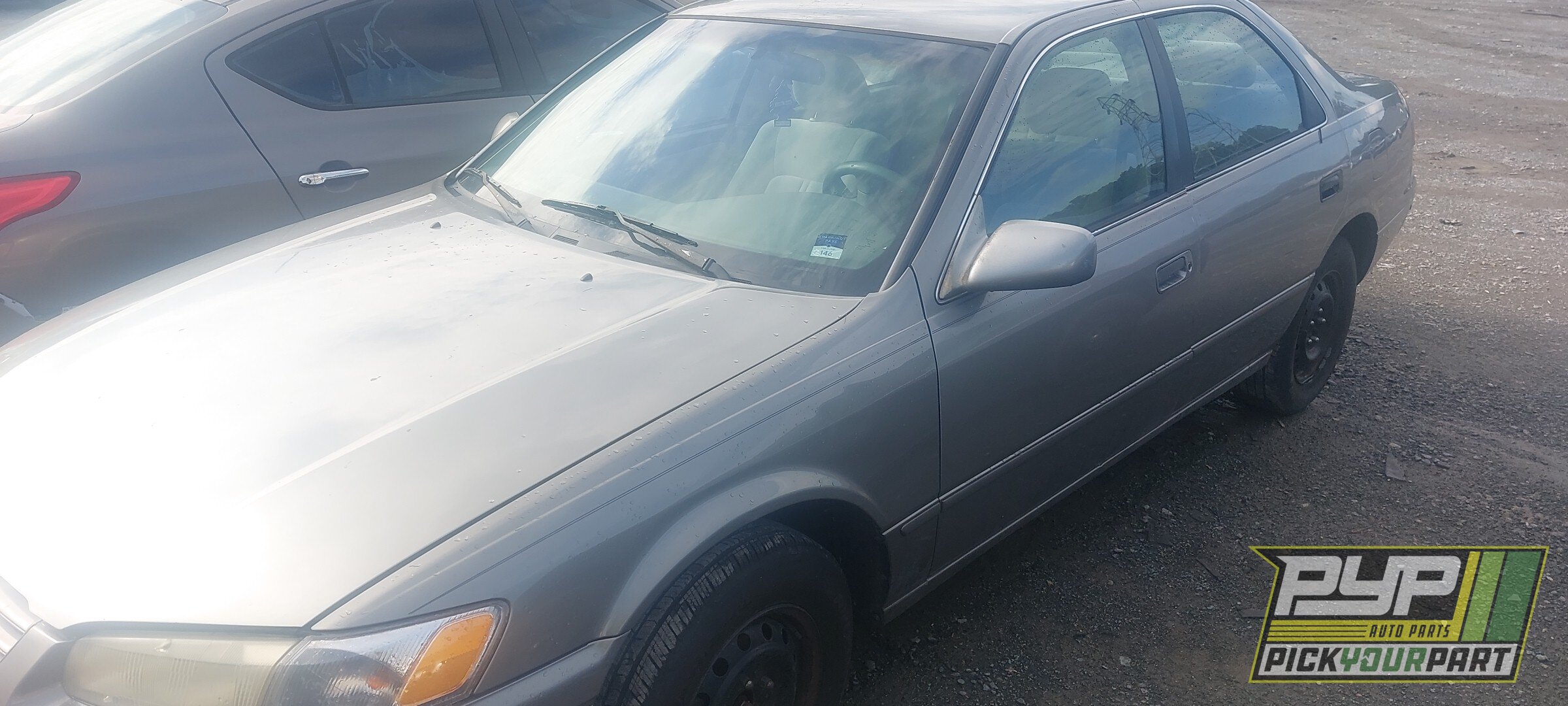 Photo of 1998 Toyota Camry