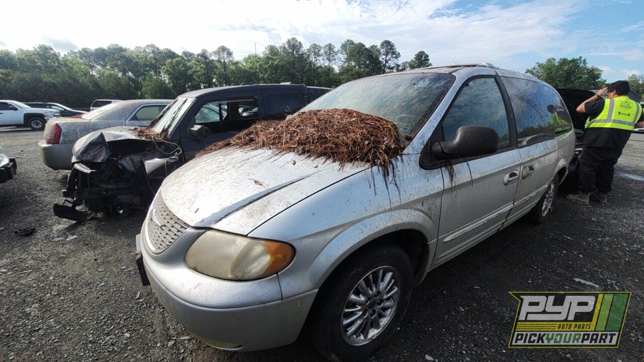 Photo of 2001 Chrysler Town & Country