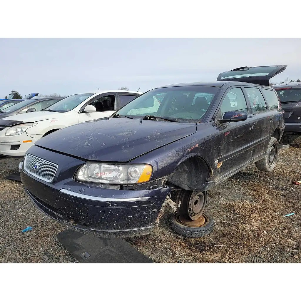 Photo of 2005 Volvo V70