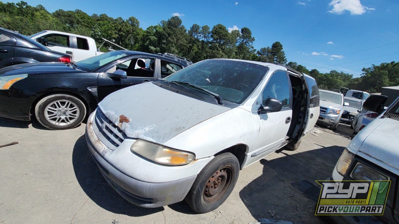 Photo of 2000 Plymouth Voyager