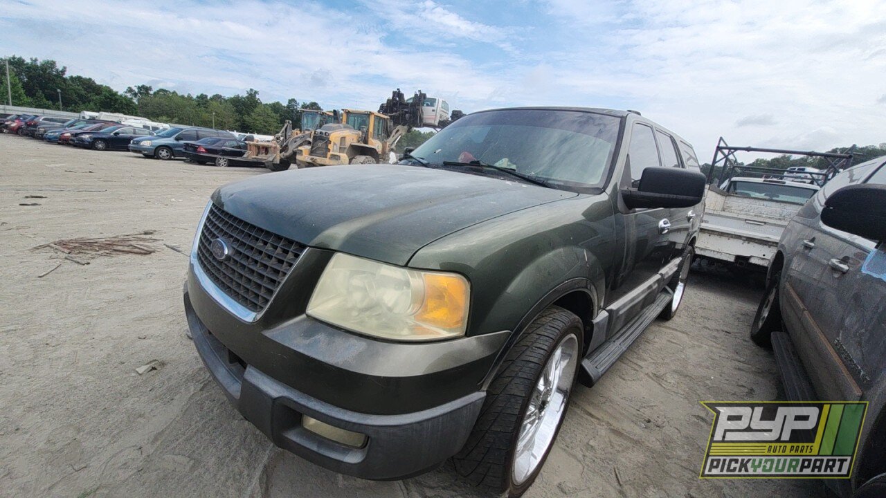 Photo of 2004 Ford Expedition