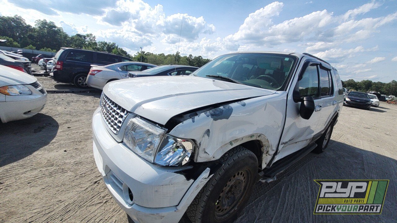 Photo of 2004 Ford Explorer