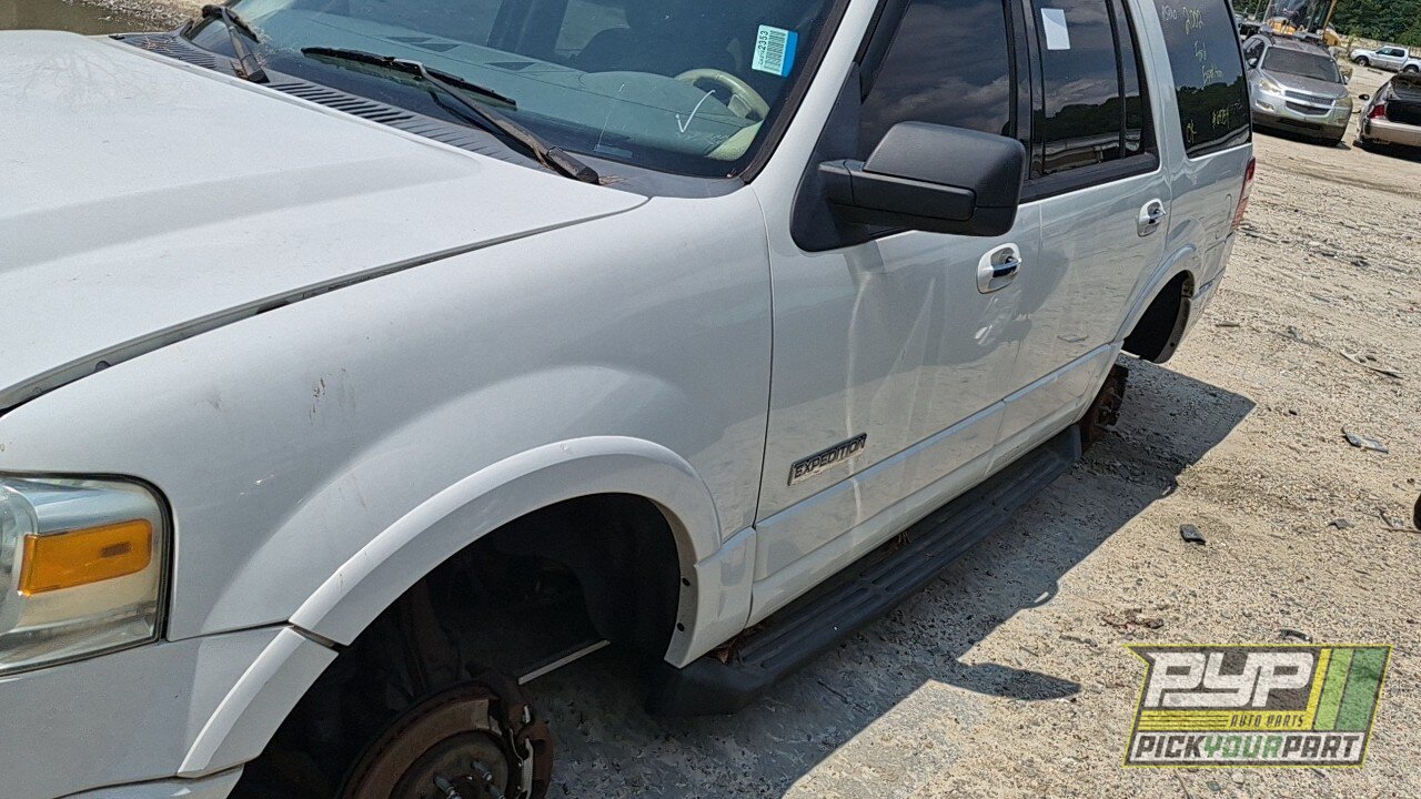 Photo of 2002 Ford Expedition