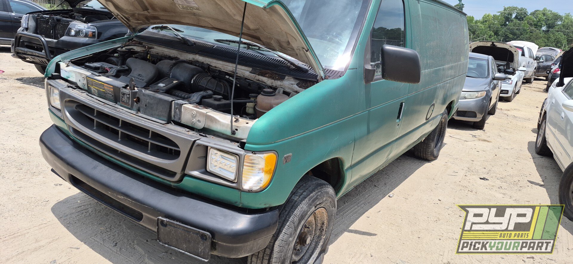 Photo of 1999 Ford E-250 Econoline